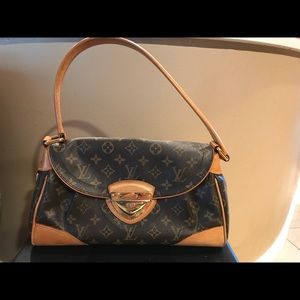 Authentic Louis Vuitton Beverly purse